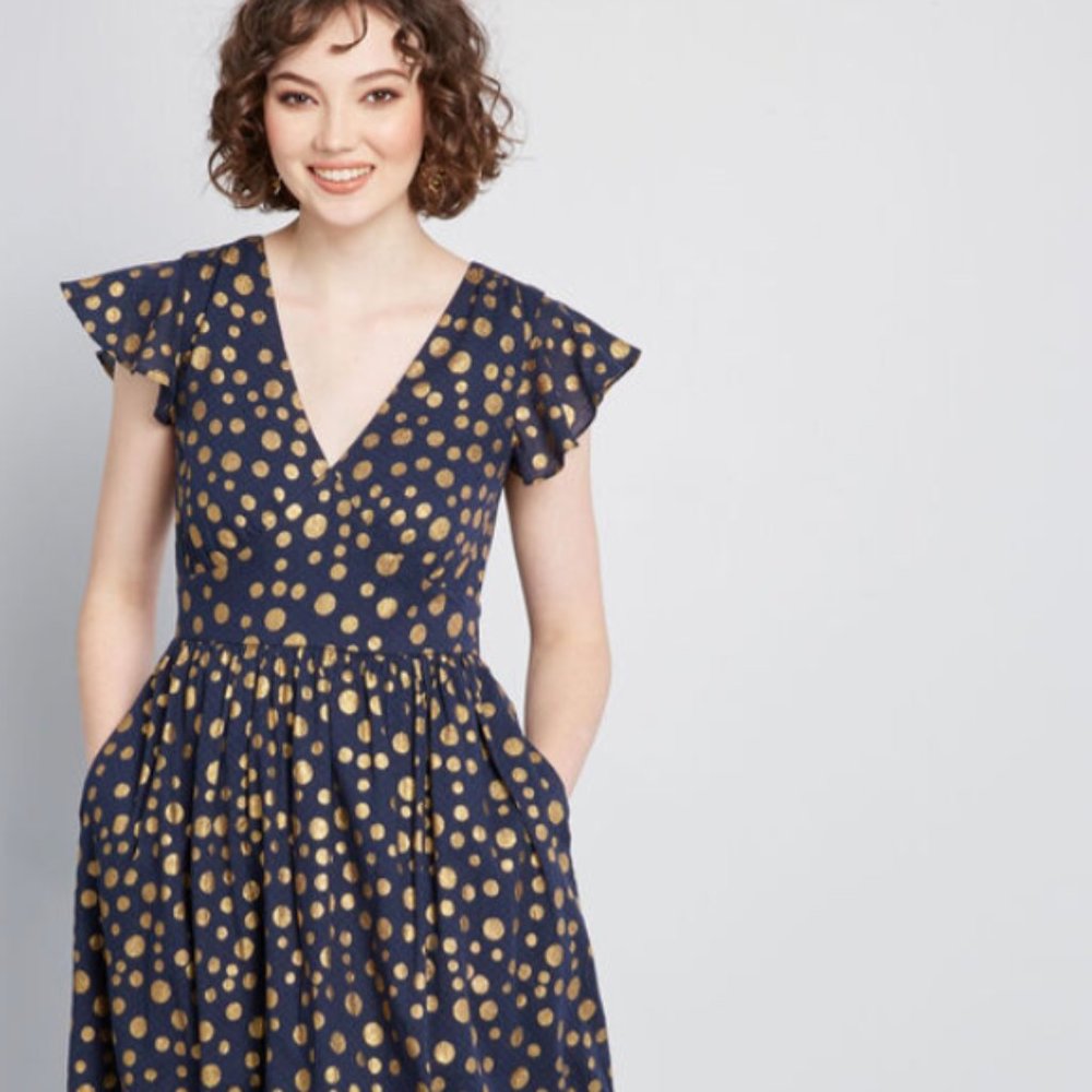MODCLOTH Truly You Short Sleeve Dress - L